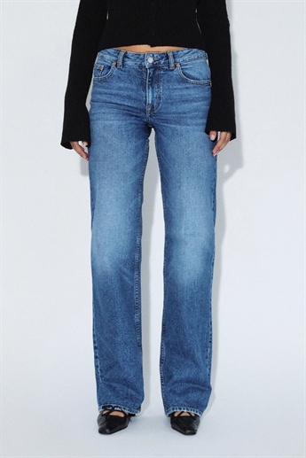 Dr. Denim, Addy Mid Straight, Bay Mid Fade